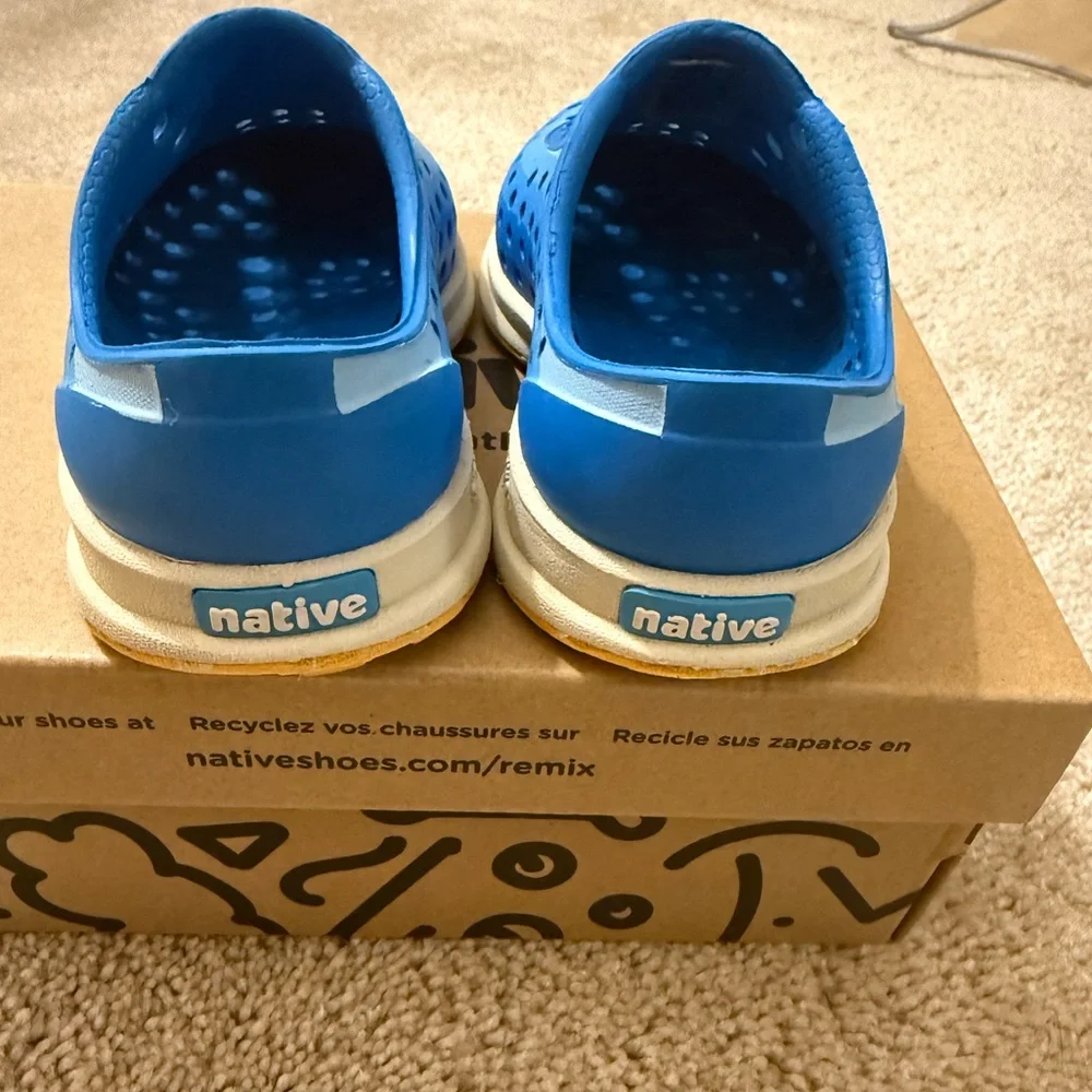 Native Robbie Shoes Size 5 Toddler Like New- Spring, Summer, Easter, Rain, Vaca